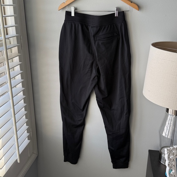 Under Armour Men’s Black Jogger Pants - Picture 6 of 7